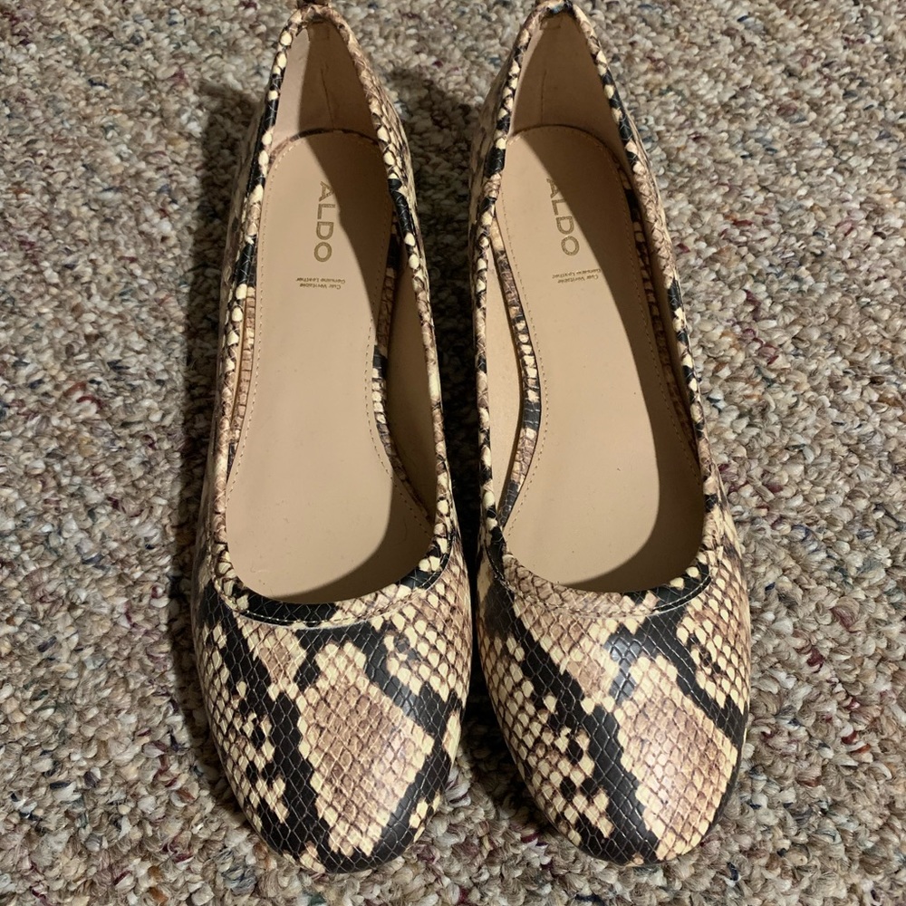 Brand new Aldo flat shoes